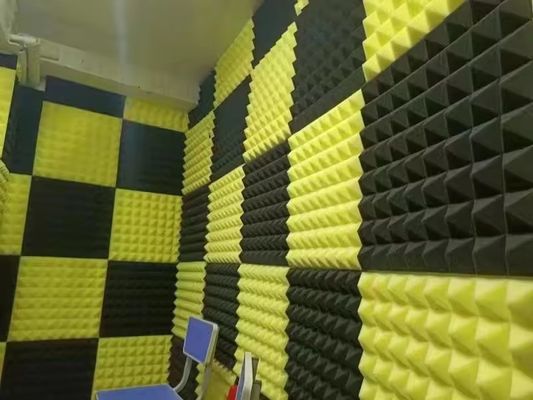 Λευκό και μαύρο ηχομόνωτο ακουστικό πάνελ από ίνες πολυεστέρα για απορρόφηση ήχου γραφείου