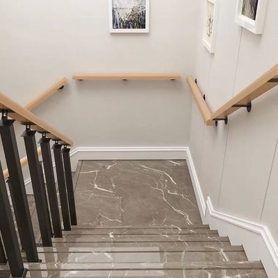 Απλό σχεδιασμό Σιδερένιες σκάλες μοντέλα περίφραξης για τοποθέτηση τοίχου σε διαμερίσματα