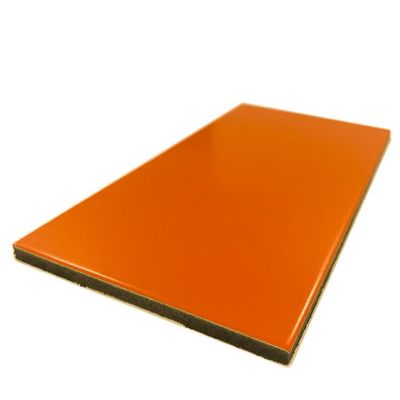 1220X2440MM Ελαφριά πλάκα επένδυσης αλουμινίου για την προστασία από πυρκαγιά σε βούρτσισμένο φινίρισμα