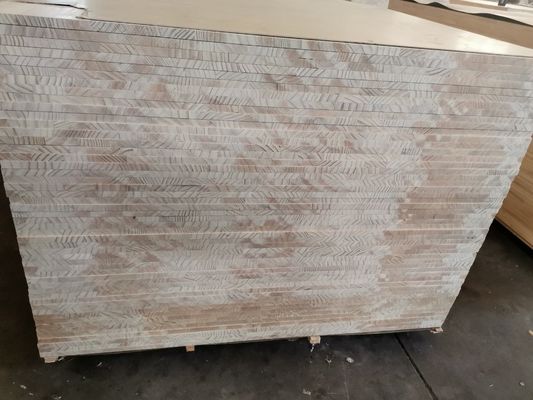 Σύγχρονο στυλ σχεδιασμού Pine Wood Finger Joint Board και ανταγωνιστικό για εσωτερικά έπιπλα