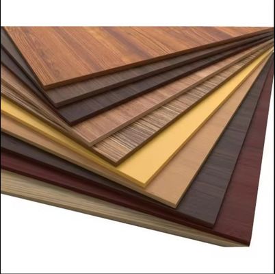 1220x2440mm Λευκό στρωμένο μη μεταλλικό μελαμίνη MDF πλακέτο για έπιπλα διαμερίσματος